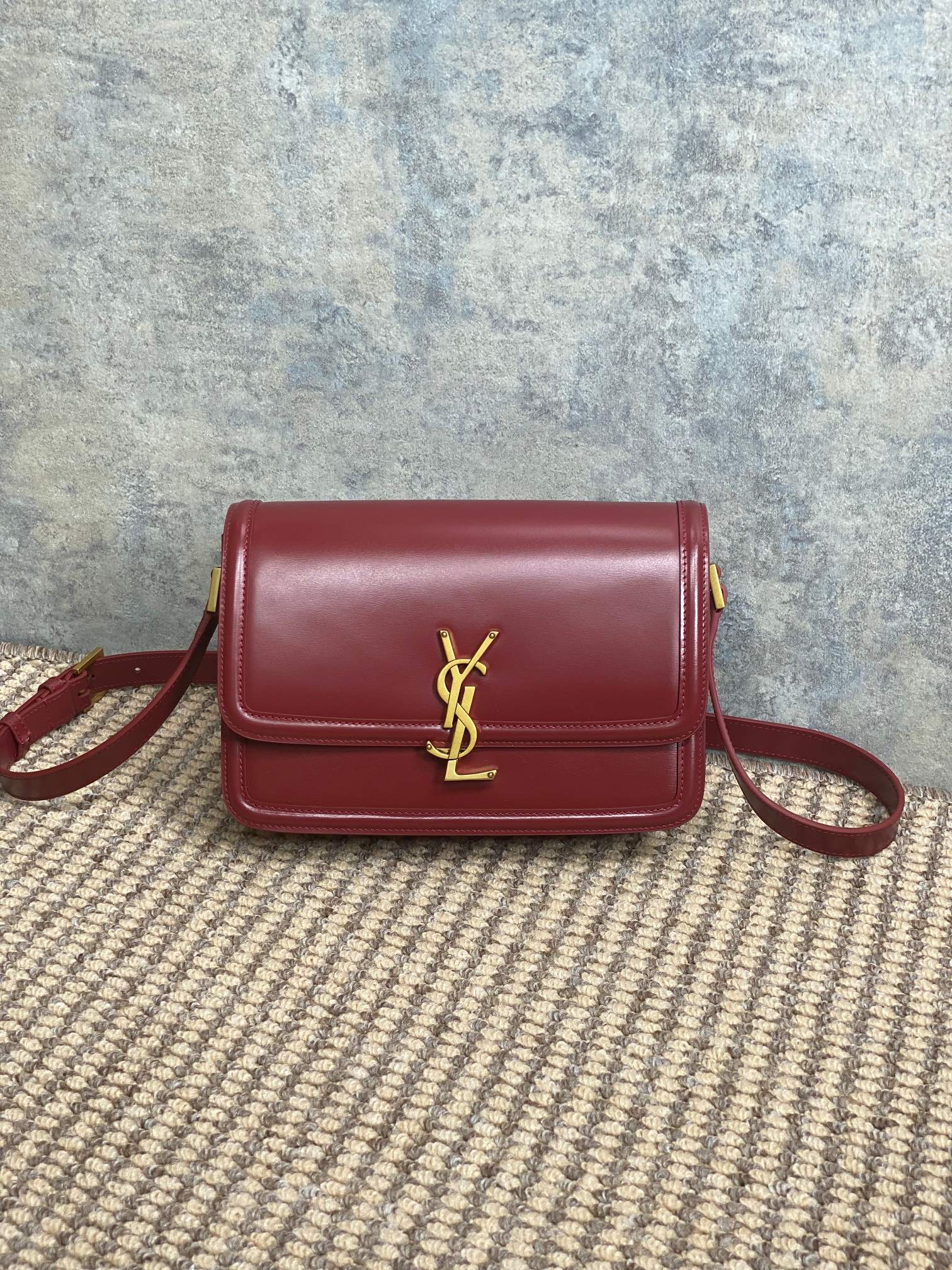 YSL 솔페리노 미디엄 사첼백